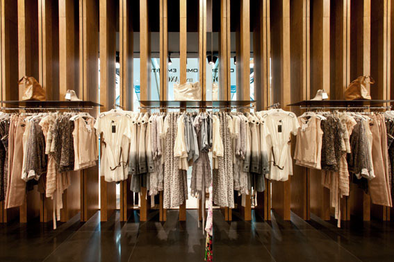 mango store. cascais. 2010