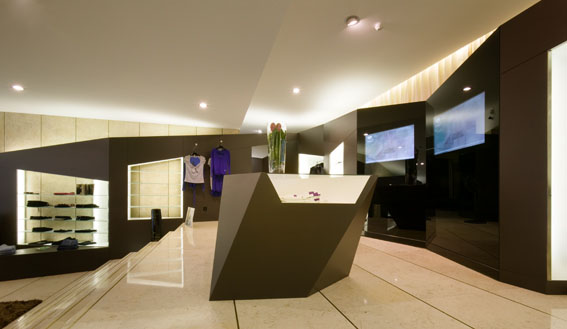 mm store. lisbon. 2008