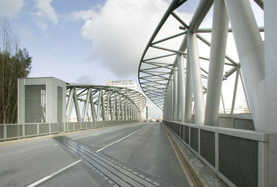 andresas bridge. porto. 2009